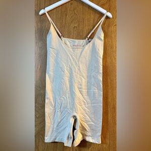 Boohoo Cream Ribbed Romper / Bodysuit – Size XL